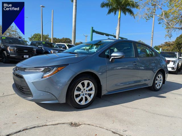Used 2026 Toyota Corolla LE FWD image 1