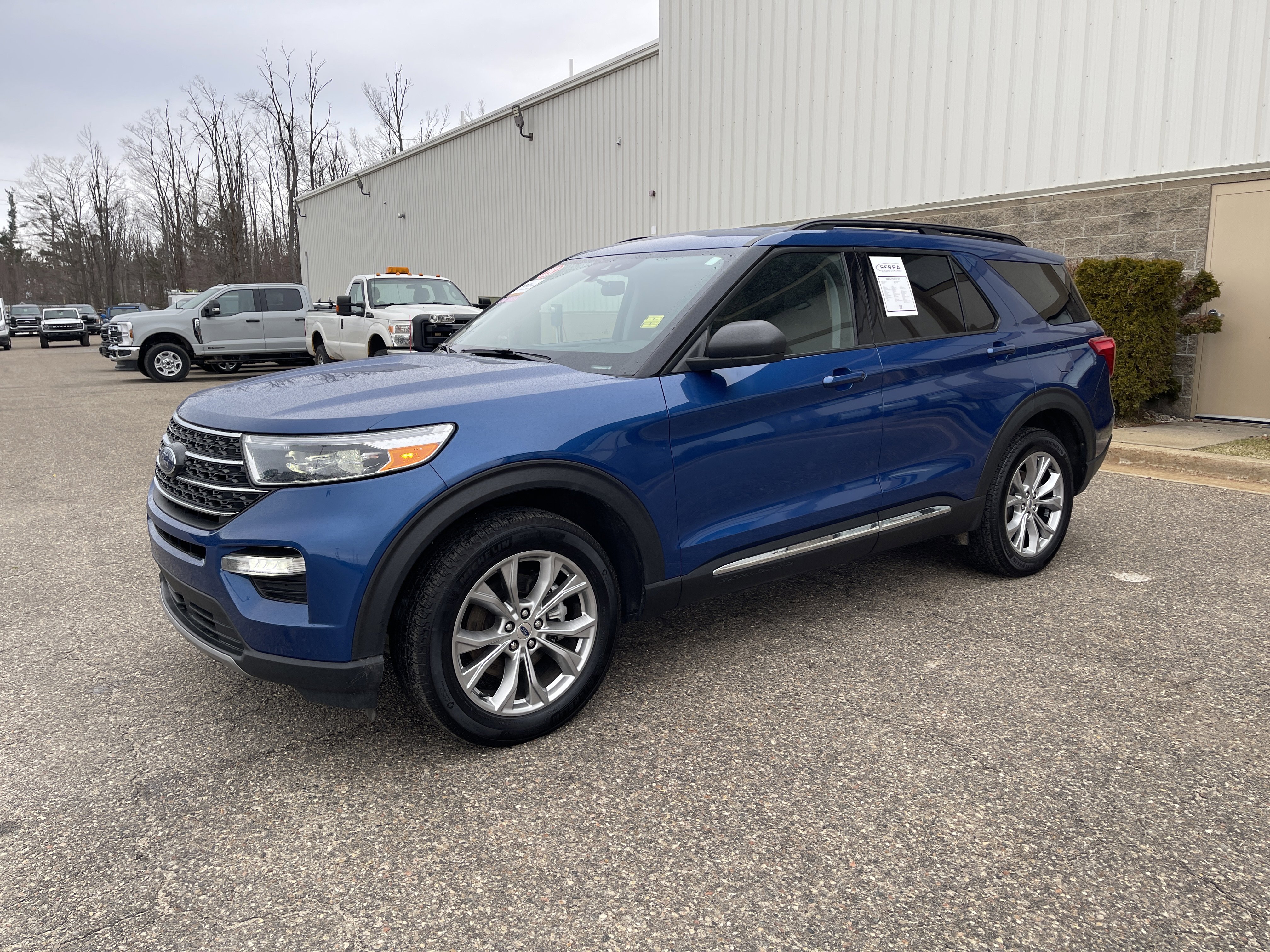 Certified 2023 Ford Explorer XLT w/ Equipment Group 202A image 8