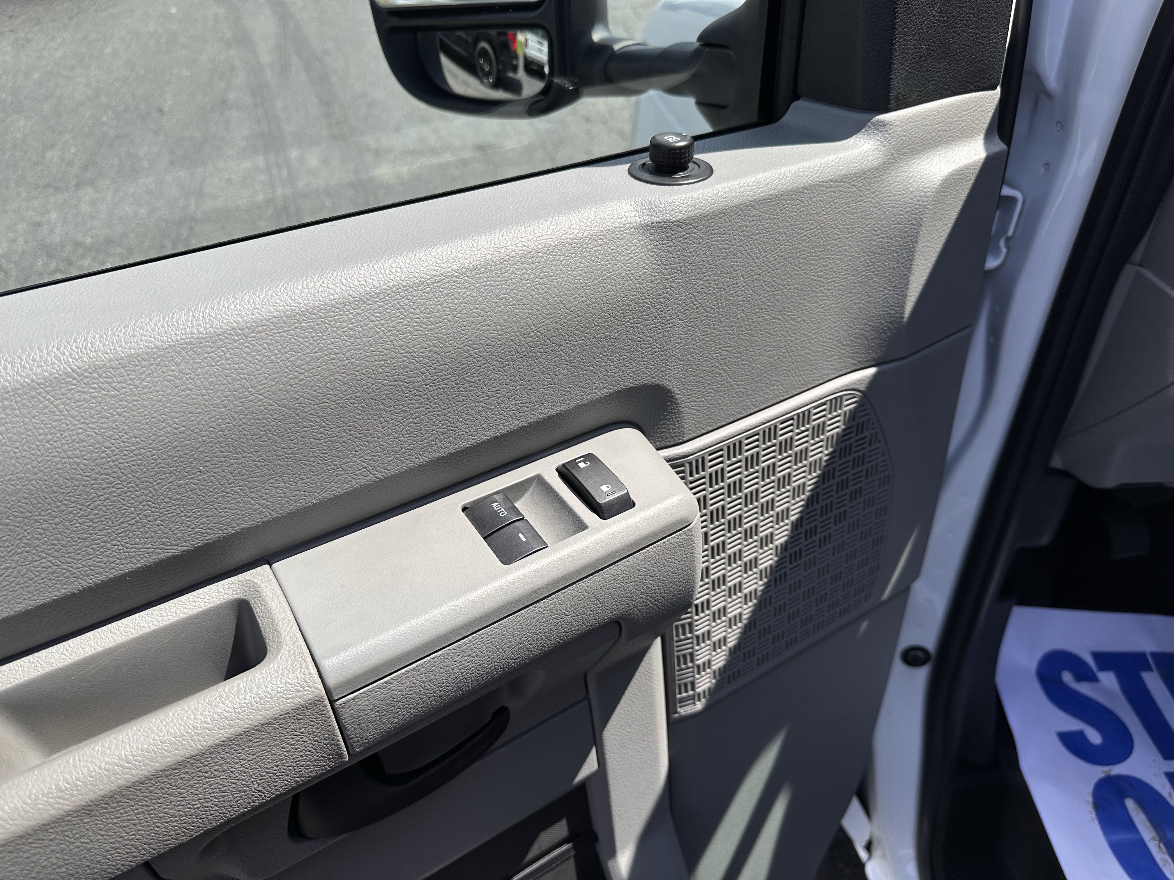 Certified 2024 Ford E-350 and Econoline 350 Super Duty w/ Power Windows & Locks Group RWD image 19