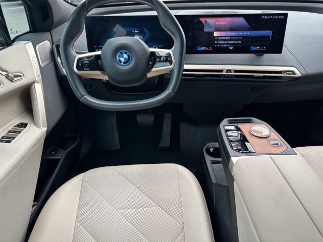Used 2023 BMW iX M60 w/ Executive Package AWD/4WD image 18