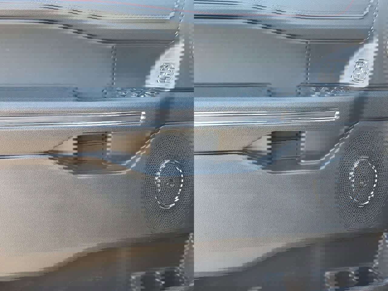 Certified 2022 Ford Expedition Limited image 16