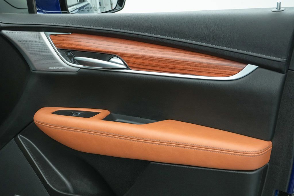 Used 2024 Cadillac XT5 Premium Luxury image 31