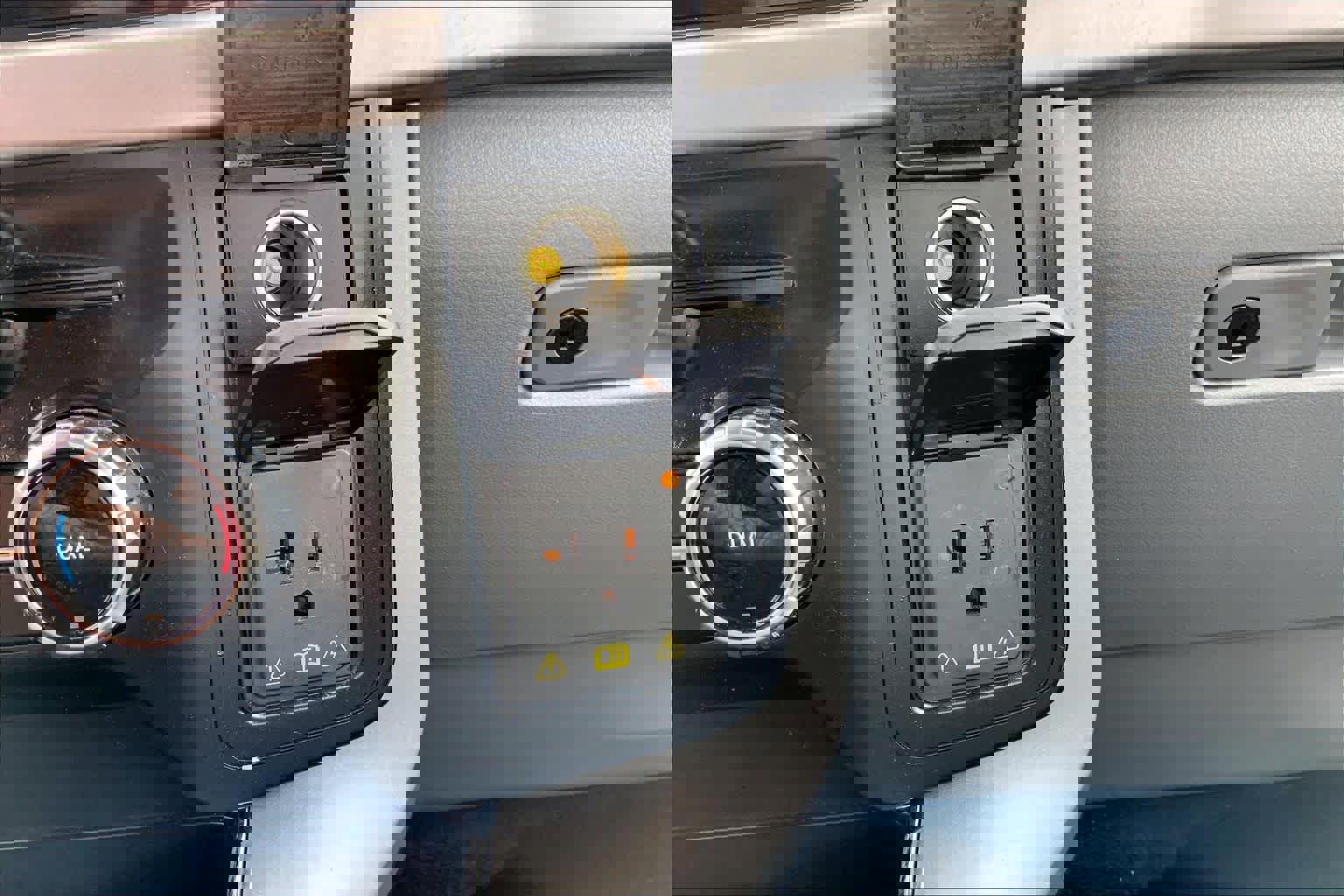 Certified 2024 Ford F150 XLT w/ Mobile Office Package image 32