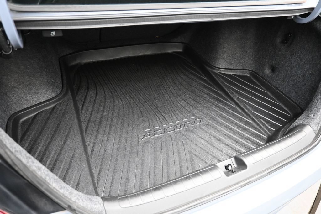 Used 2022 Honda Accord Sport image 19