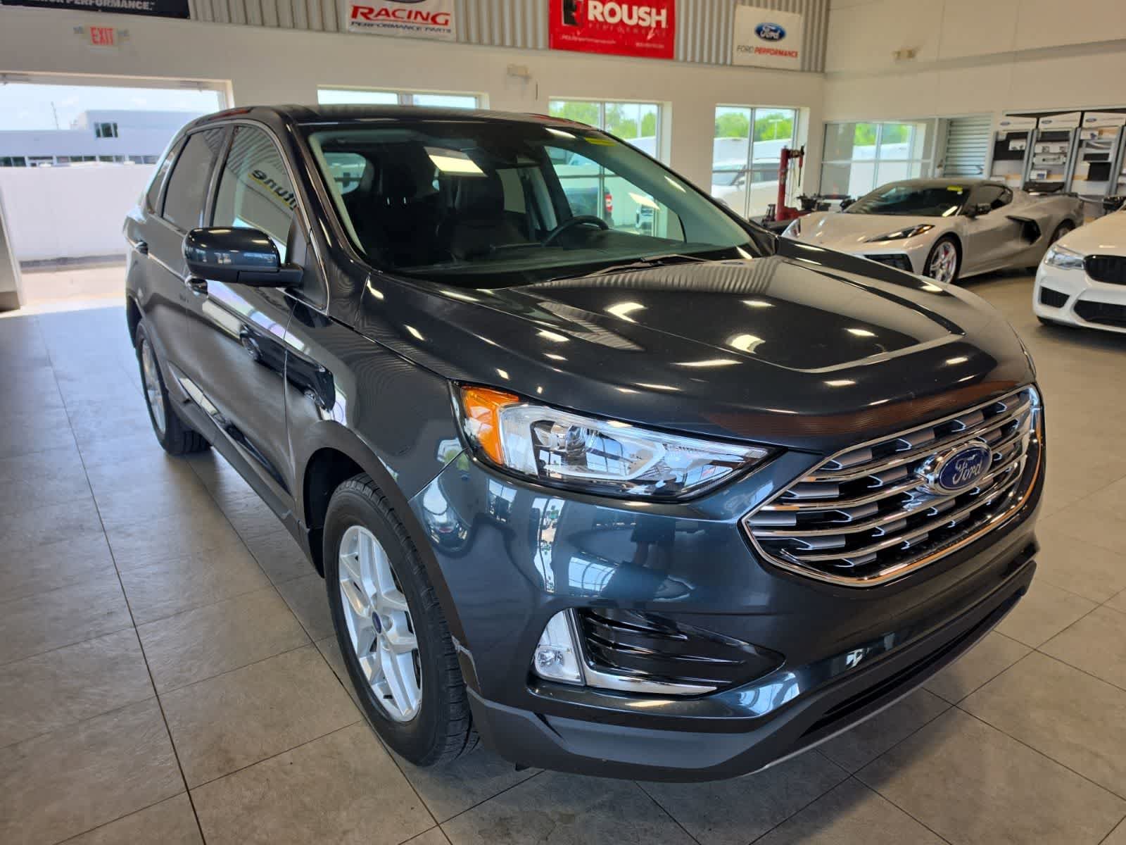 Certified 2022 Ford Edge SEL w/ Convenience Package AWD/4WD image 5