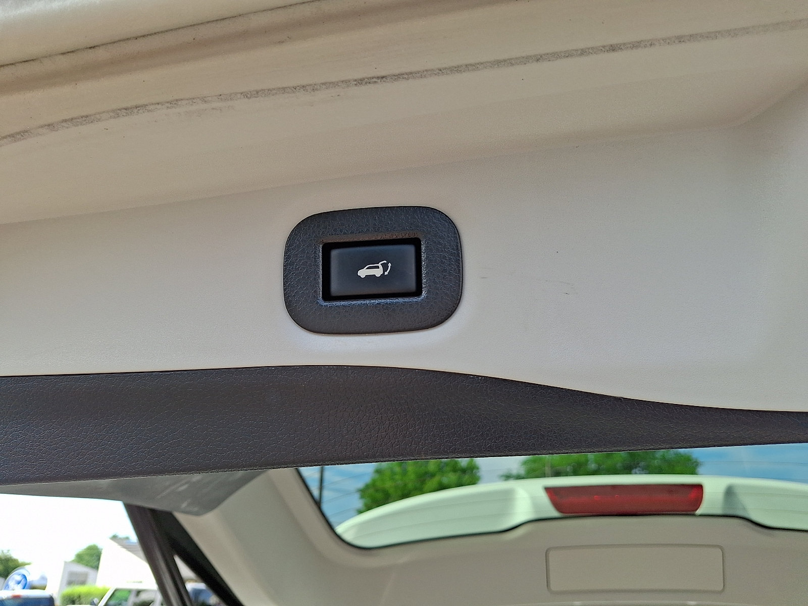 Used 2019 Nissan Rogue SV w/ Premium Package AWD/4WD image 30