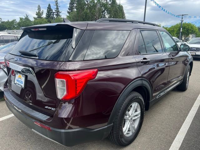 Certified 2023 Ford Explorer XLT w/ Equipment Group 202A AWD/4WD image 4