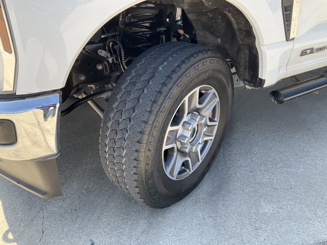 Certified 2025 Ford F250 Lariat AWD/4WD image 25