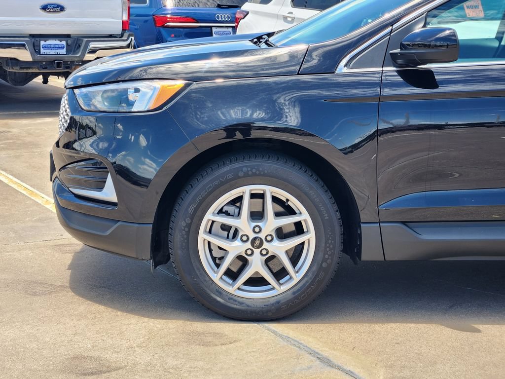 Certified 2023 Ford Edge SEL AWD/4WD image 9