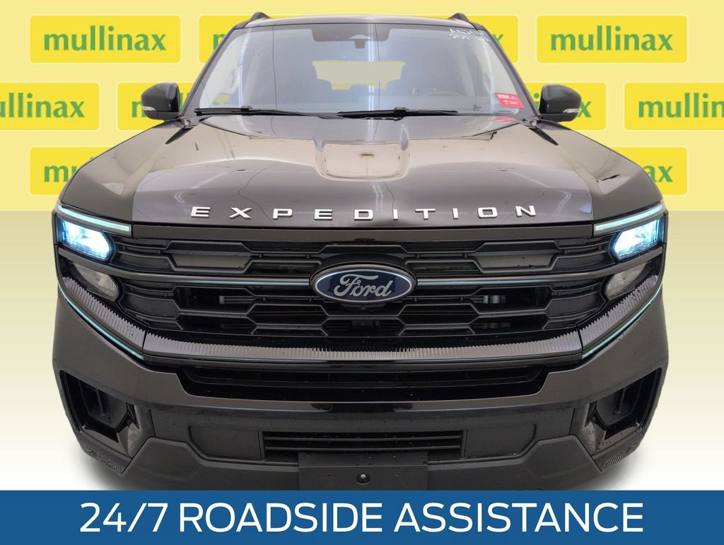 Certified 2025 Ford Expedition Active RWD image 14