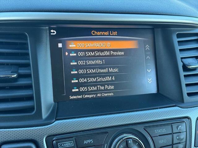 Used 2018 Nissan Pathfinder SL image 21