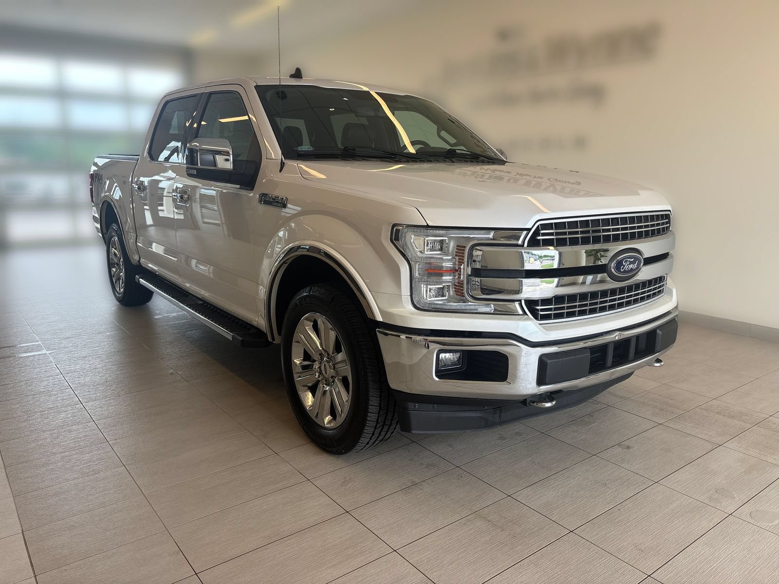 Certified 2019 Ford F150 Lariat w/ Equipment Group 502A Luxury AWD/4WD image 4