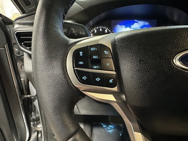 Certified 2024 Ford Explorer Limited w/ Limited Technology Package AWD/4WD image 15