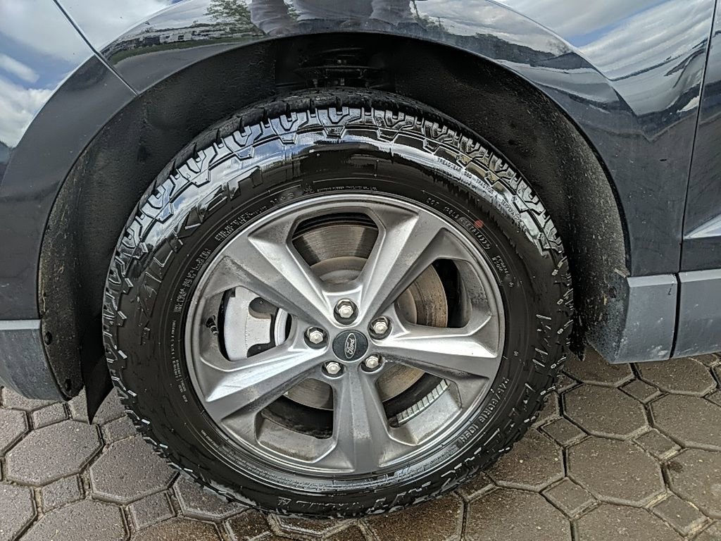 Certified 2023 Ford Edge SEL w/ Sport Appearance Package AWD/4WD image 10