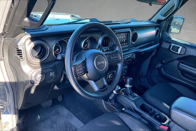 Used 2023 Jeep Wrangler Unlimited Sport AWD/4WD image 10
