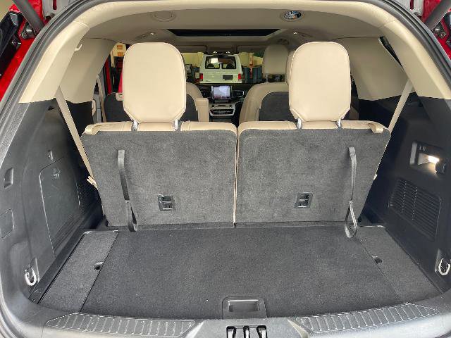 Certified 2023 Ford Explorer XLT w/ Equipment Group 202A image 28