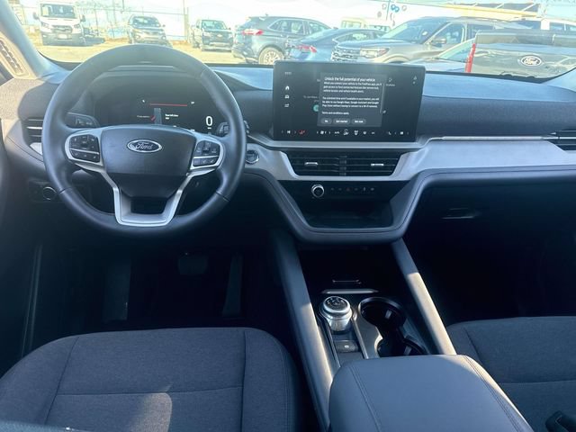Certified 2025 Ford Explorer Active AWD/4WD image 15