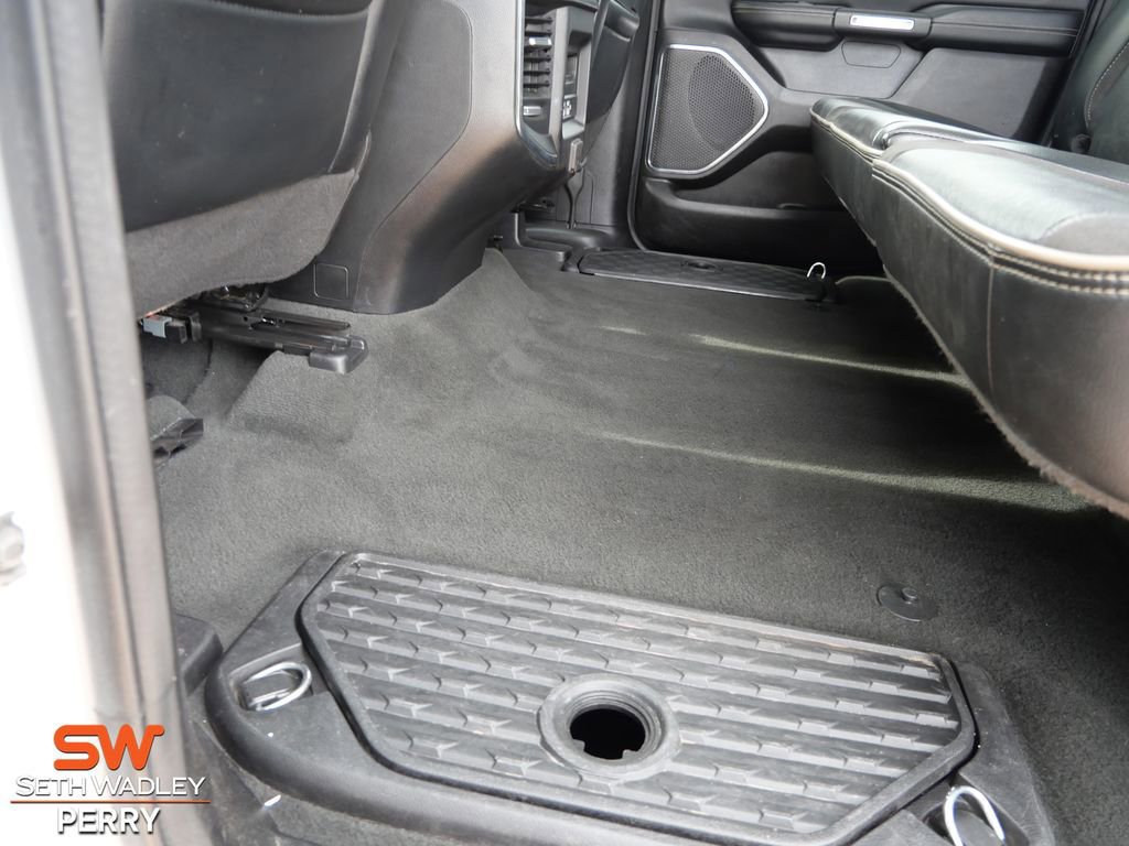 Used 2024 RAM 1500 Laramie image 16