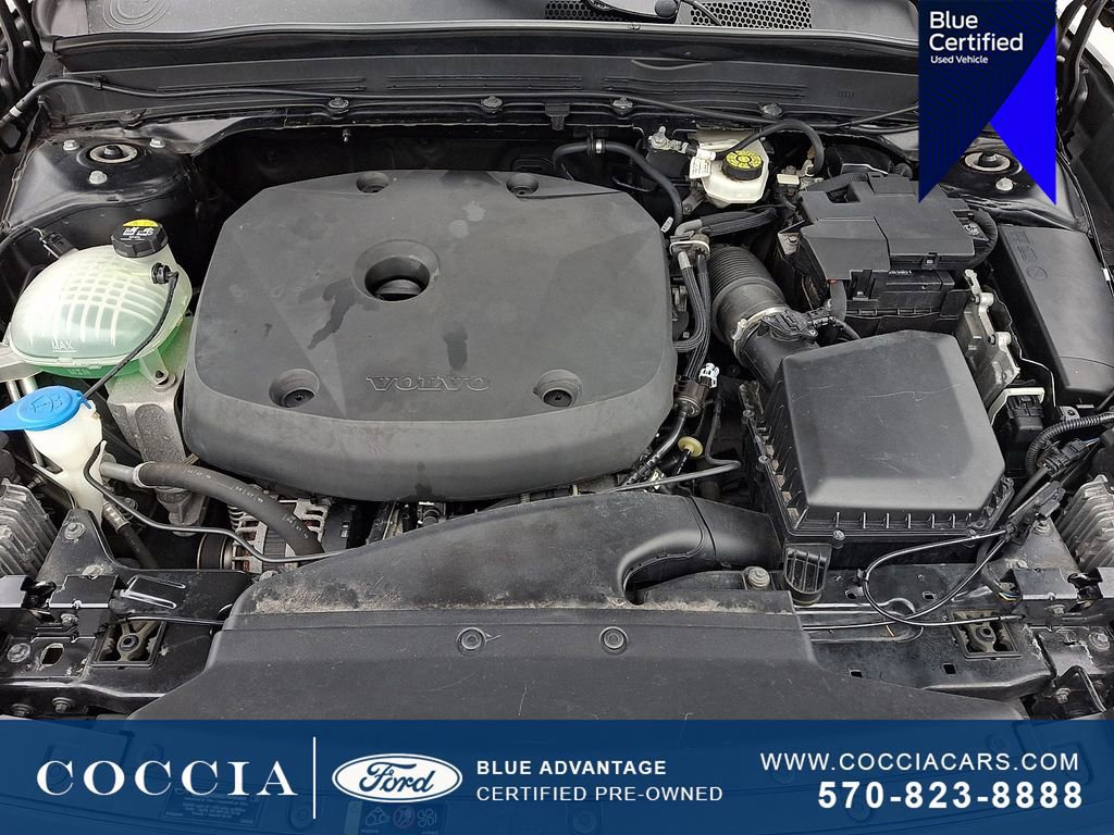 Used 2020 Volvo XC40 T5 Momentum w/ Protection Package Premier image 27