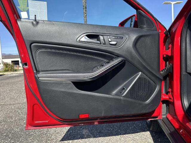 Used 2018 Mercedes-Benz GLA 250 image 18