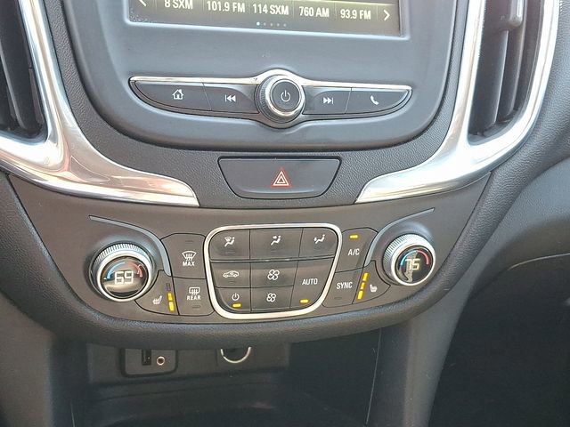 Used 2018 Chevrolet Equinox LT image 16