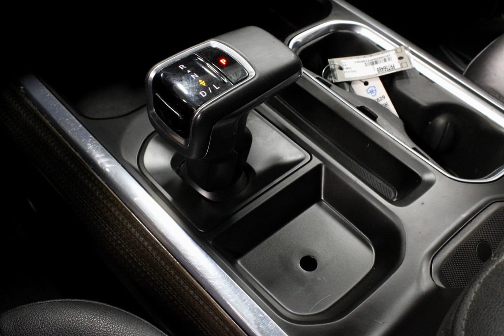 Used 2023 Chevrolet Silverado 1500 RST w/ Redline Edition AWD/4WD image 29