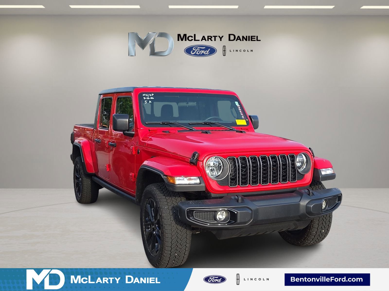 Used 2025 Jeep Gladiator Sport