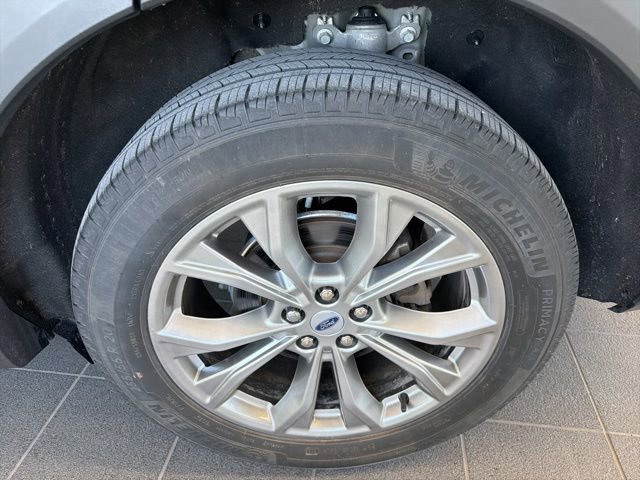 Certified 2023 Ford Explorer XLT w/ Equipment Group 202A image 6