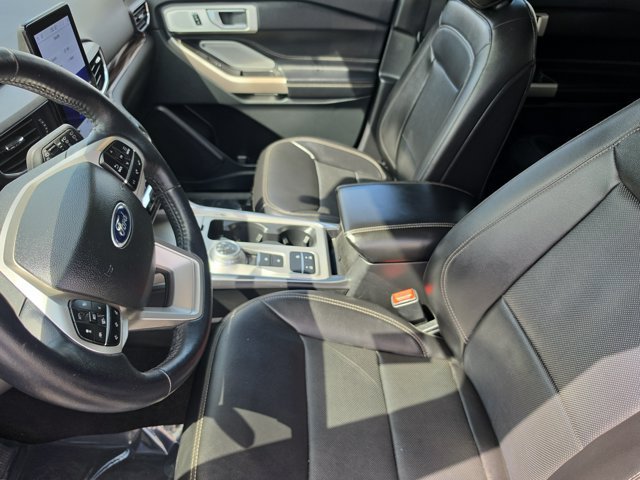 Certified 2023 Ford Explorer Limited w/ Limited Technology Package RWD image 20