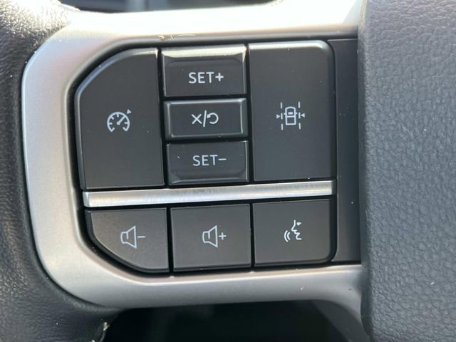 Certified 2023 Ford Expedition XLT image 32