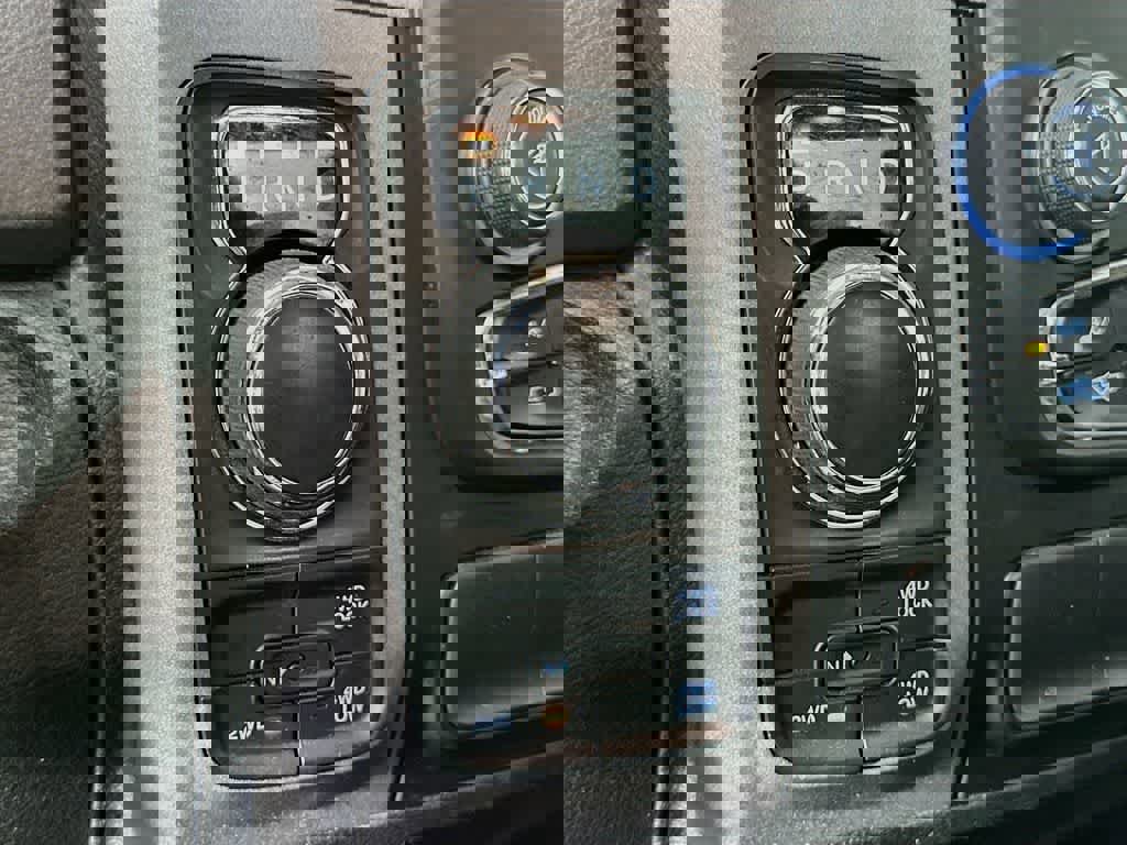 Used 2020 RAM 1500 Express w/ Wheel & Sound Group AWD/4WD image 21