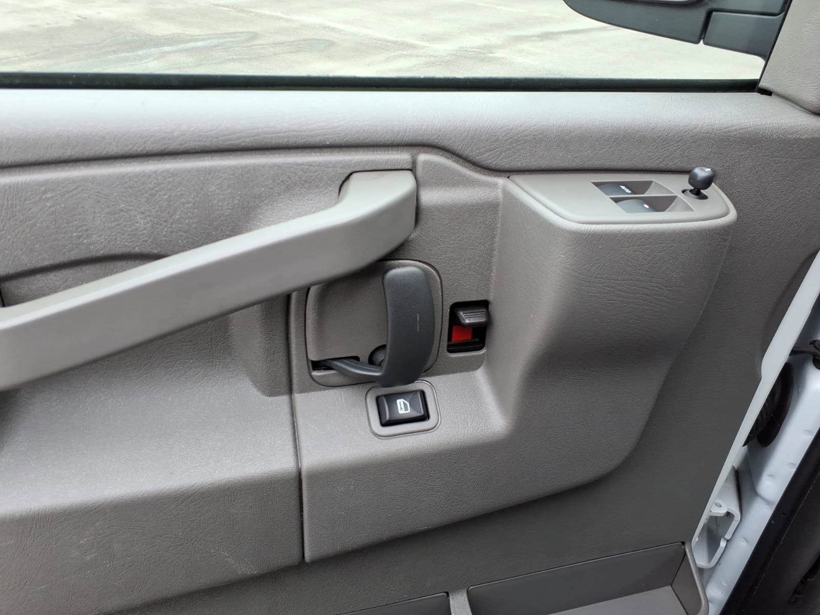 Used 2024 Chevrolet Express 2500 w/ Driver Convenience Package image 11