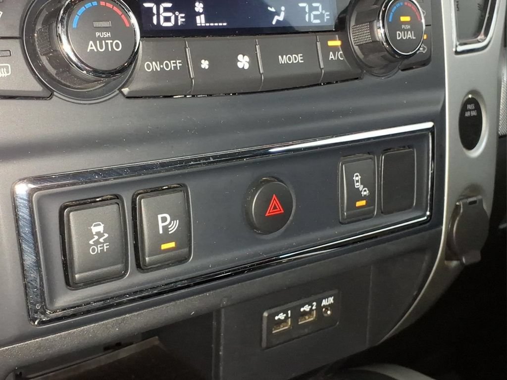 Used 2019 Nissan Titan PRO-4X AWD/4WD image 10