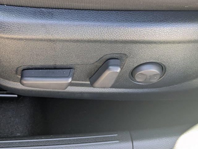 Used 2023 Kia Seltos EX image 18