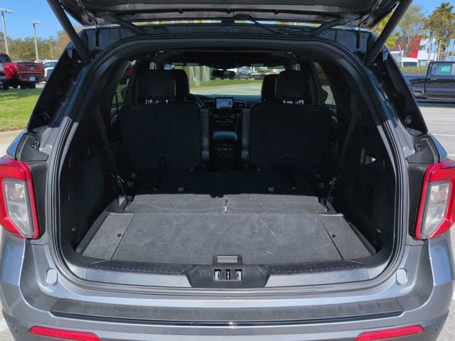 Certified 2023 Ford Explorer ST-Line w/ Class IV Trailer Tow Package image 13