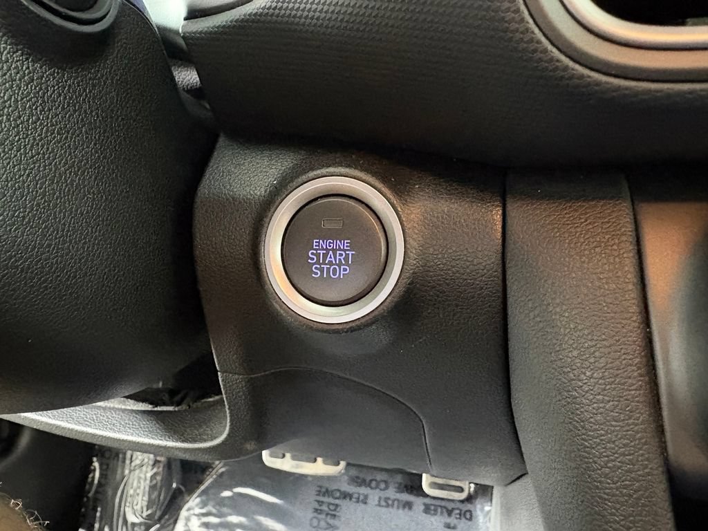 Used 2021 Hyundai Kona Night w/ Cargo Package AWD/4WD image 22