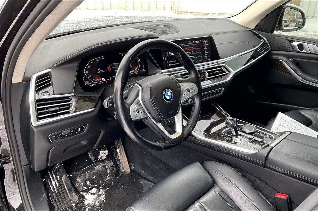 Used 2019 BMW X7 xDrive40i w/ Cold Weather Package image 7