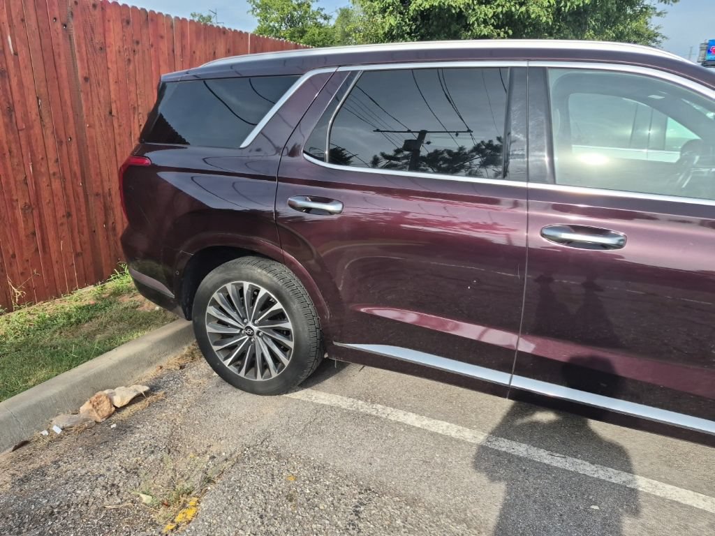 Used 2024 Hyundai Palisade Calligraphy FWD image 13