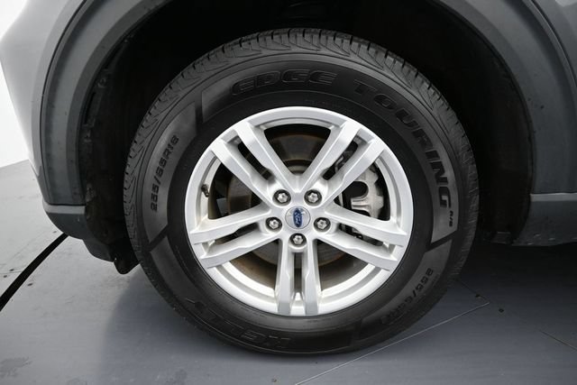 Certified 2021 Ford Explorer XLT w/ Equipment Group 202A AWD/4WD image 9