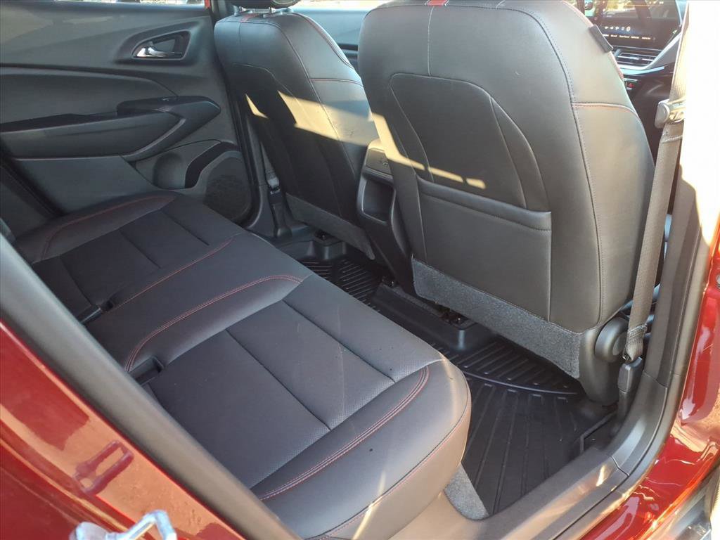 Used 2024 Chevrolet Trax RS image 13