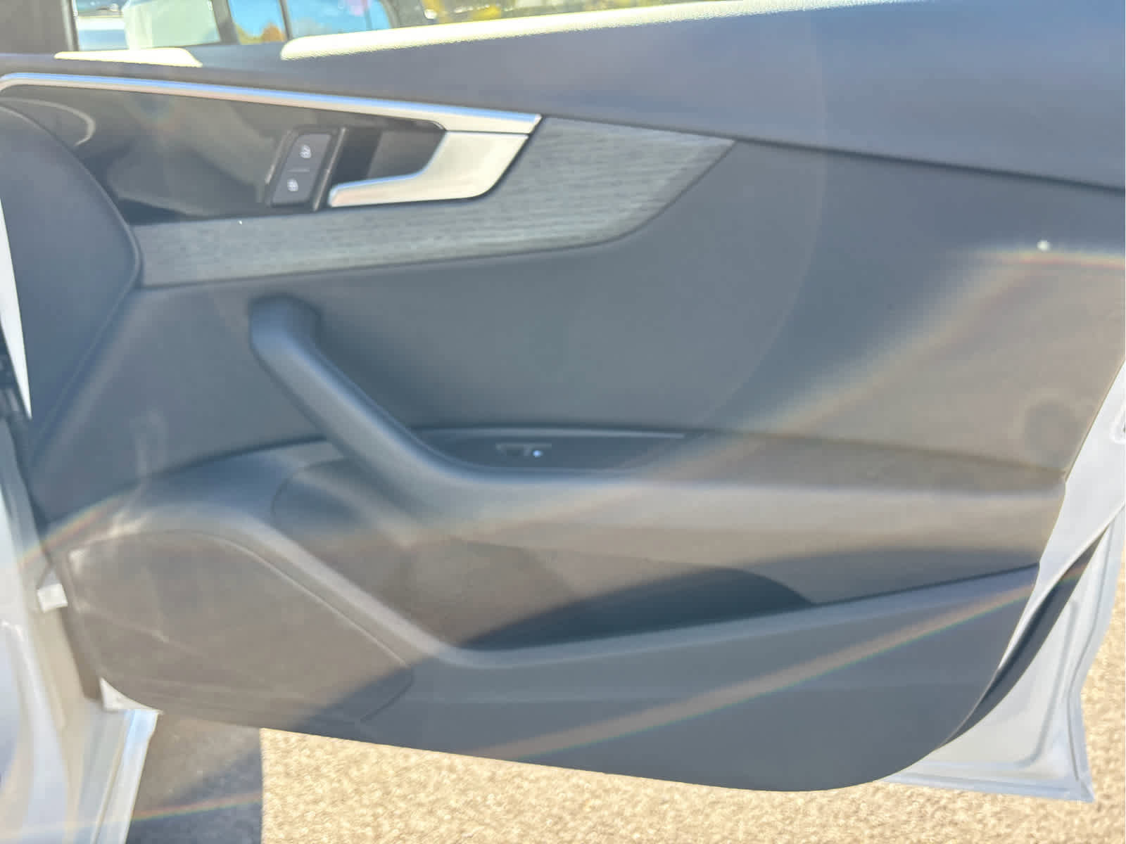 Used 2021 Audi A4 2.0T Premium image 31