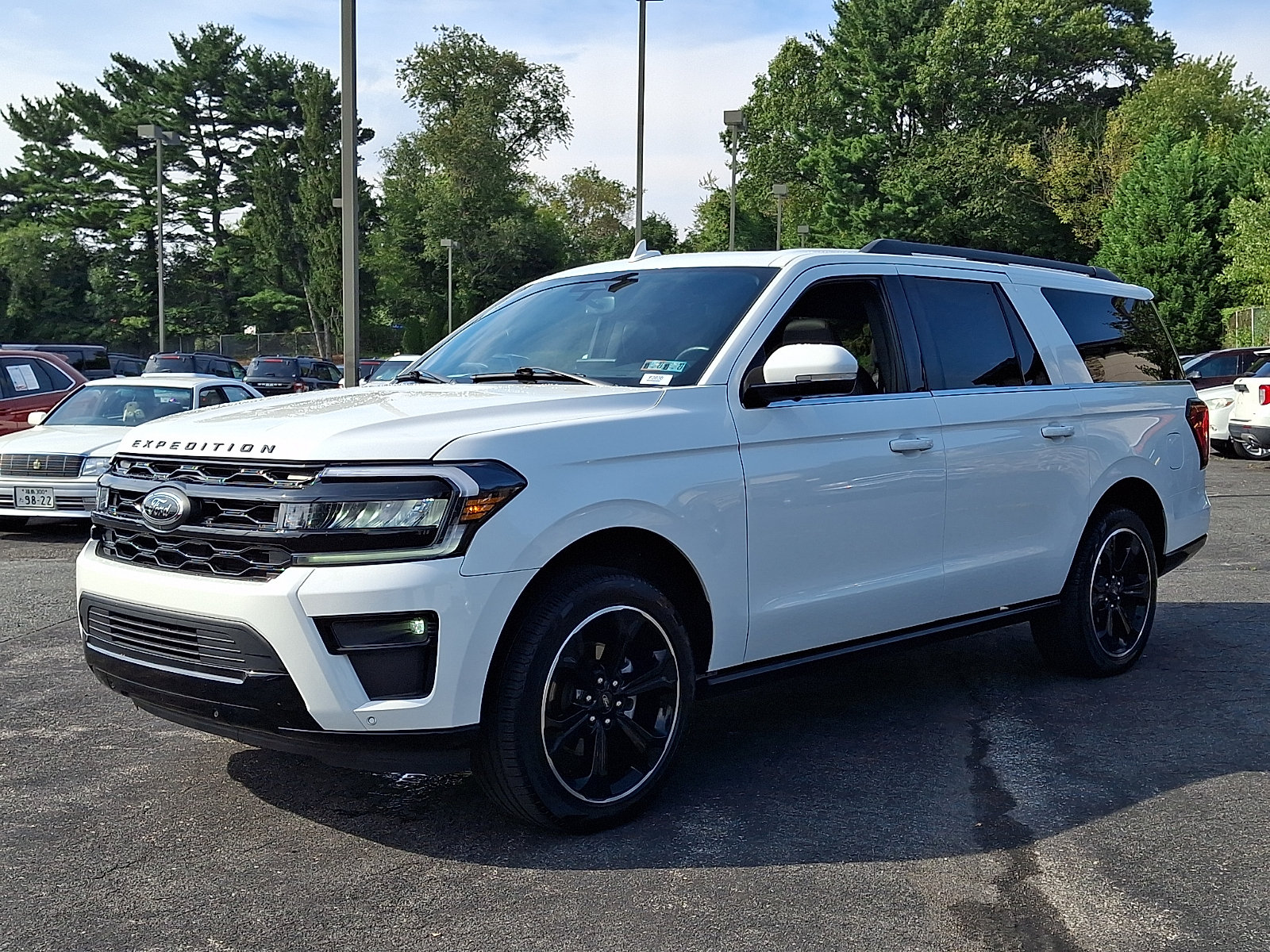 Certified 2024 Ford Expedition Max Limited AWD/4WD image 3