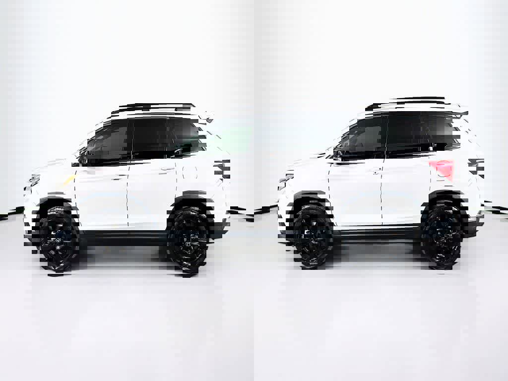 Used 2021 Honda Passport Elite image 2