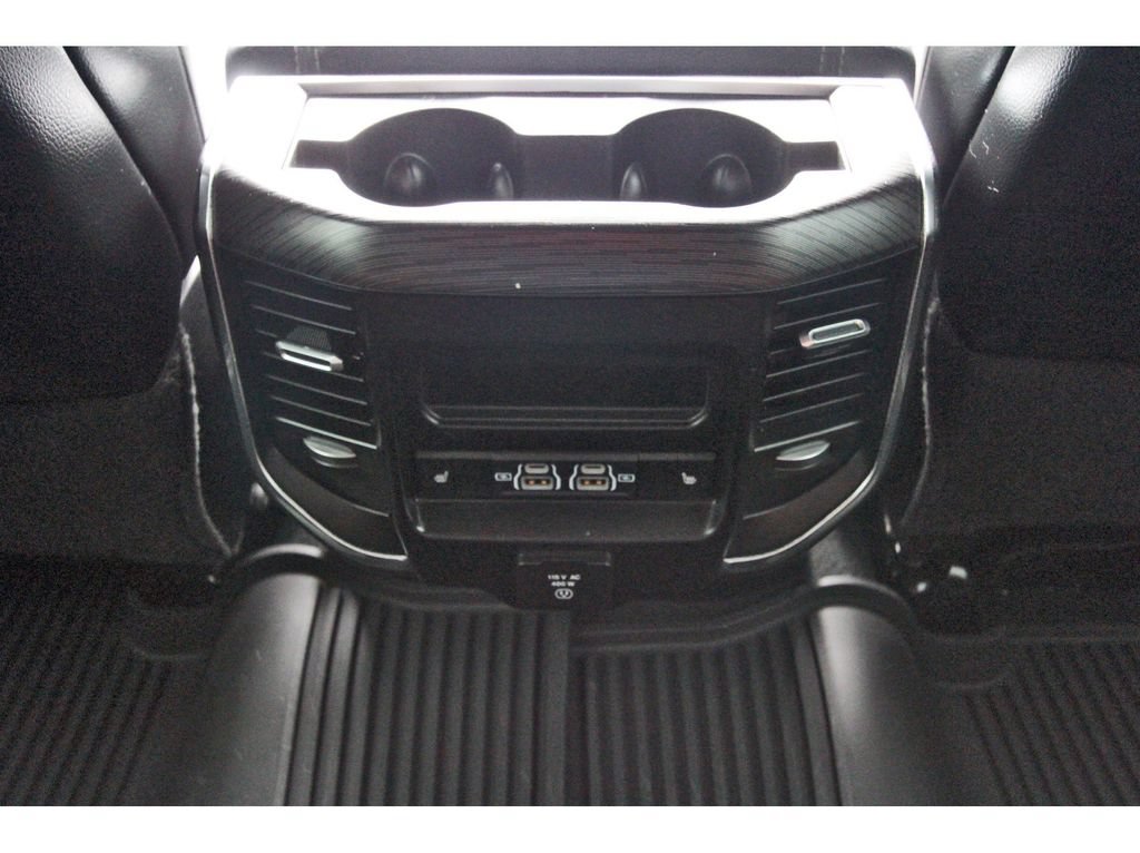 Used 2024 RAM 2500 Laramie w/ Sport Appearance Package AWD/4WD image 14