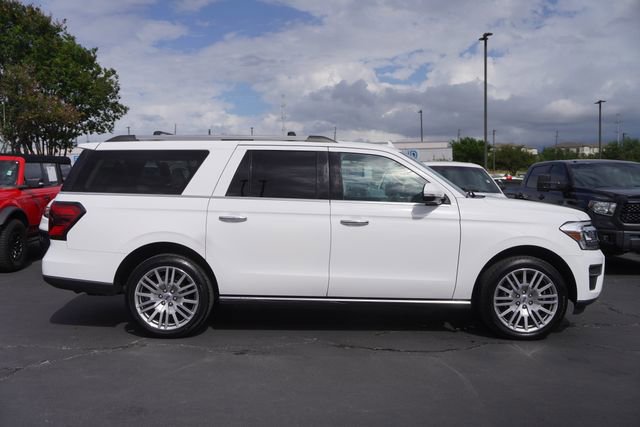 Certified 2024 Ford Expedition Max Limited AWD/4WD image 3