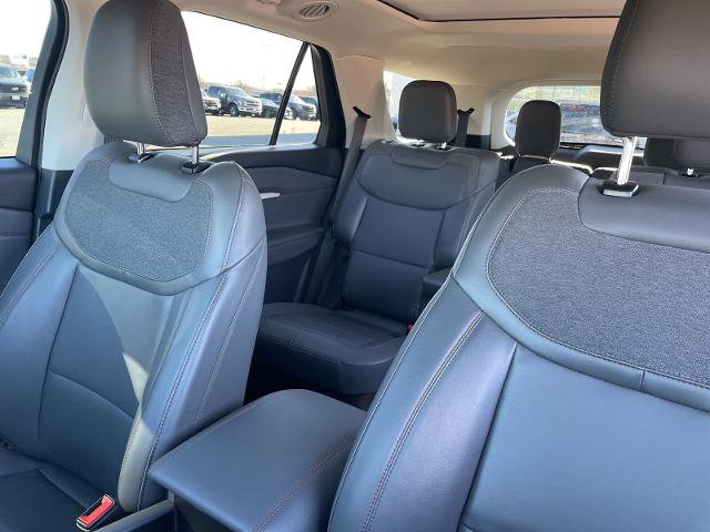 Certified 2025 Ford Explorer Active w/ Active Comfort Package image 34