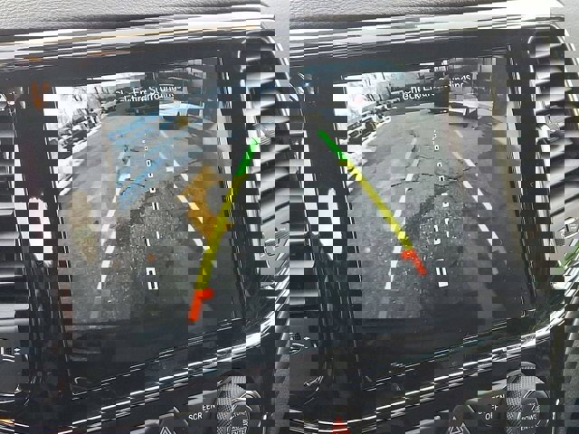 Used 2021 Jeep Grand Cherokee Laredo X image 19