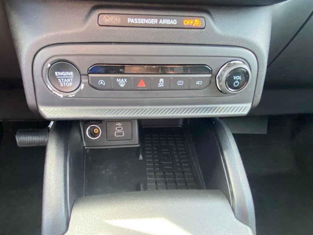 Certified 2025 Ford Bronco Sport Big Bend w/ Black Appearance Package image 17