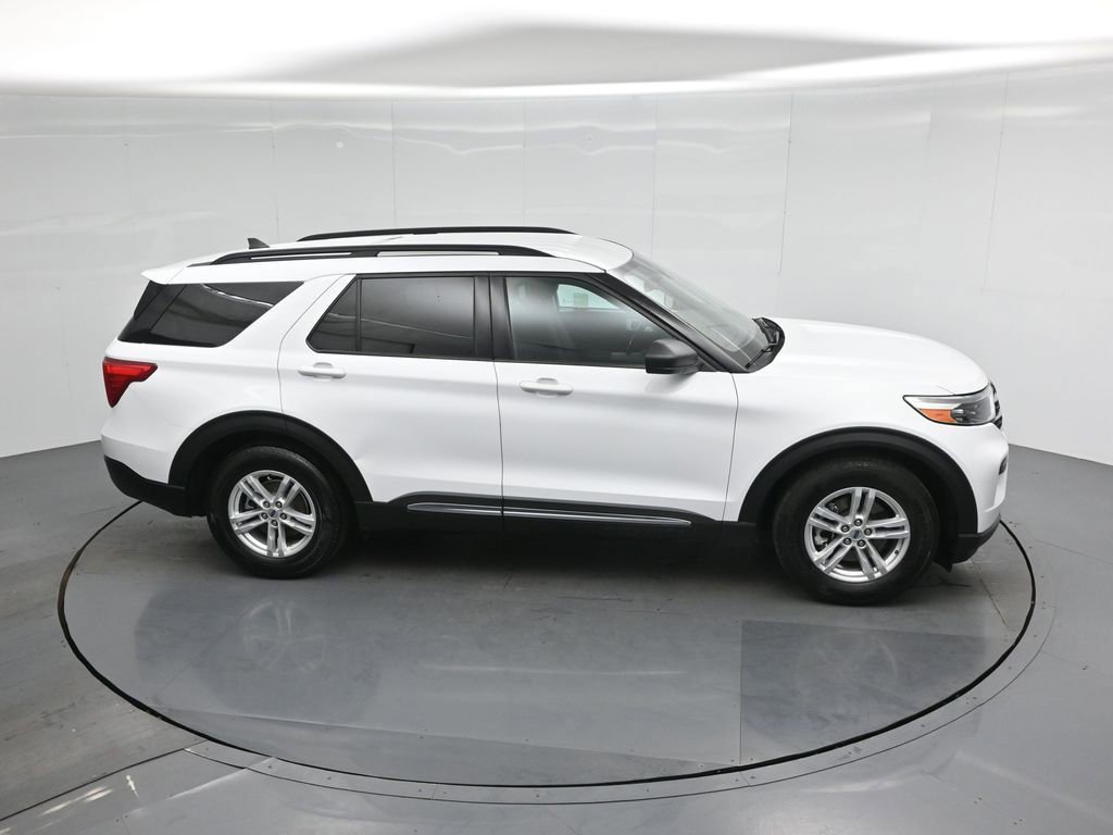 Certified 2021 Ford Explorer XLT RWD image 54