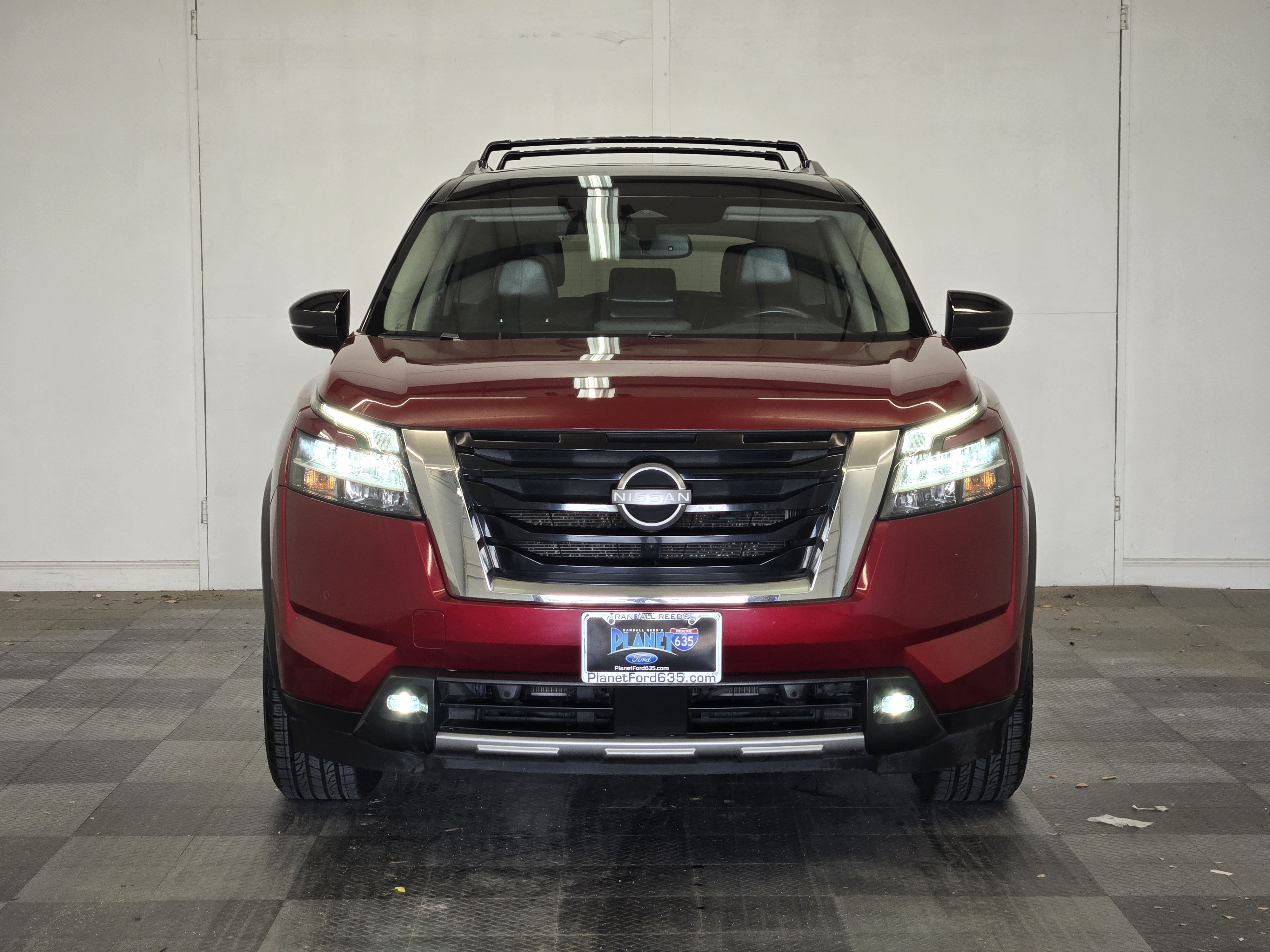 Used 2022 Nissan Pathfinder SL AWD/4WD image 3